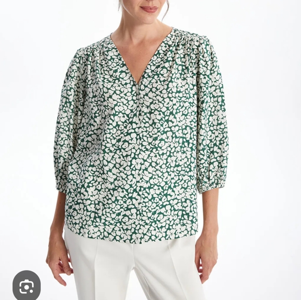 Plus Size Floral Green and White Women's Top
